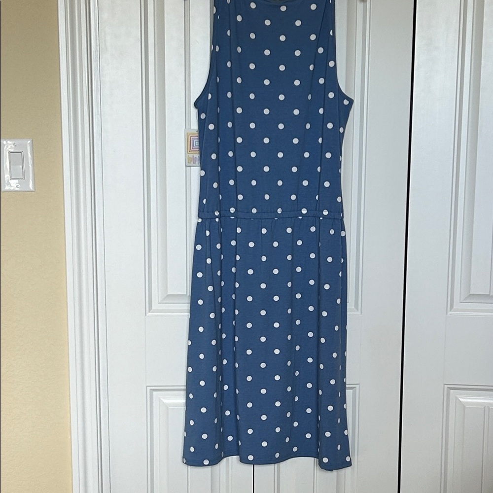 LuLaRoe Blue Polka Dot Top with Navy Trim - Picture 6 of 7